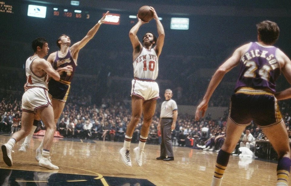 Walt Frazier: New York Knicks 1970 24x36 inch rolled wall poster - Image 1 of 1