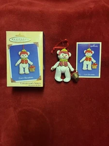 HALLMARK ORNAMENT GIFT BEARERS 2002 - Picture 1 of 9
