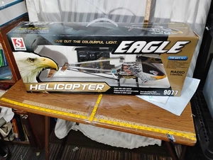 EAGLE RC Elicottero Nuovo Con Scatola Radiocomando 9077 Completo - Foto 1 di 7