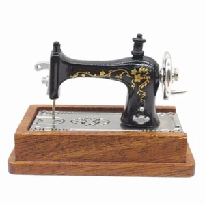 Miniatur Vintage Nähmaschine Puppenhaus Mini Möbel Zubehör Maßstab 1:12 - Bild 1 von 7