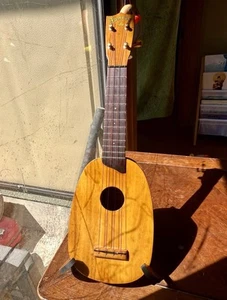 Kiwaya (domestic Release Only Brand “Famous” ) Ukulele. KOA Soprano Pineapple - Picture 1 of 19