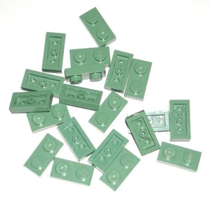 LEGO 20 sandgrüne PLATTEN 1 x 2 76052 - Bild 1 von 1