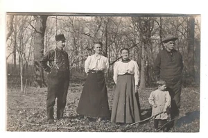 Real Photo 3 Generations OF A Family RPPC Postcard - Picture 1 of 2