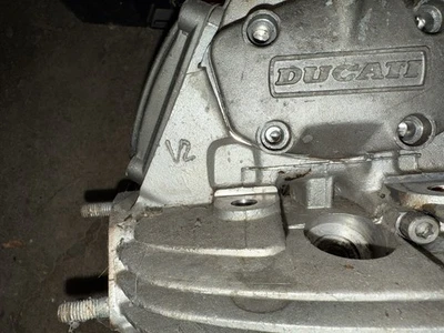 Головки Ducati 900 V2 - Изображение 1 из 4