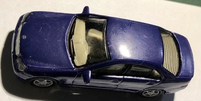 Mercedes Classe C - Modellino in metallo-Scala : 1/66 . - Immagine 1 di 3