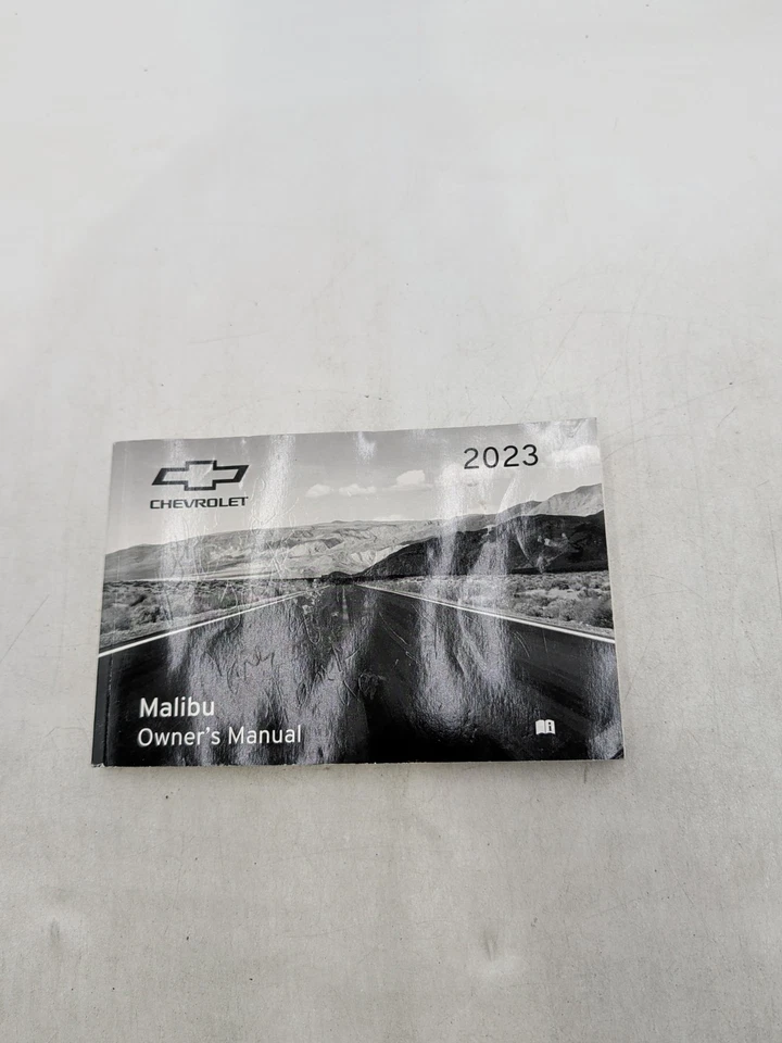 Manual del propietario desde 2023 Chevrolet MALIBU con envío gratuito  Foto 1 de 1