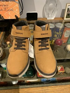 Geox Waterproof Timberland Style youth boots size 4 - Picture 1 of 9