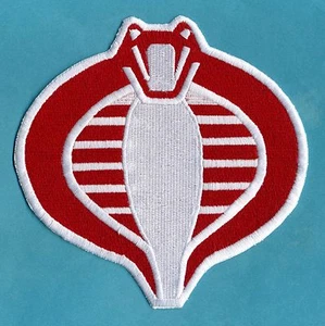 Parche de hierro cobra de 6" totalmente bordado rojo y blanco cobra - Imagen 1 de 3