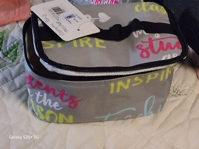 Estuche de cosméticos Inspiring Teacher NGIL Foto 1 de 4