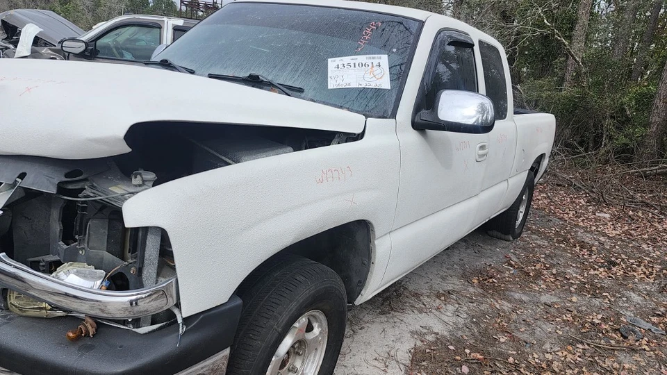 2002 Chevrolet Silverado 1500 5.3L Engine Motor OEM 158K Miles - LKQ441225435 - Image 1 of 4