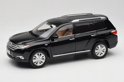 2043612-B1 Toyota Highlander Black Paudi Model 1:18 - Immagine 1 di 4