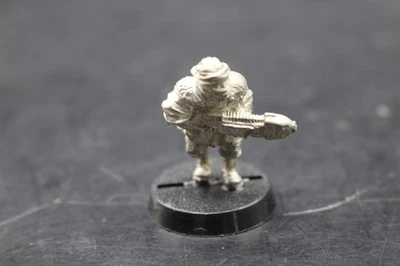 Warhammer 40k Imperial Guard Tallarn Desert Raiders Plasma Gun Metal - Image 1 of 2