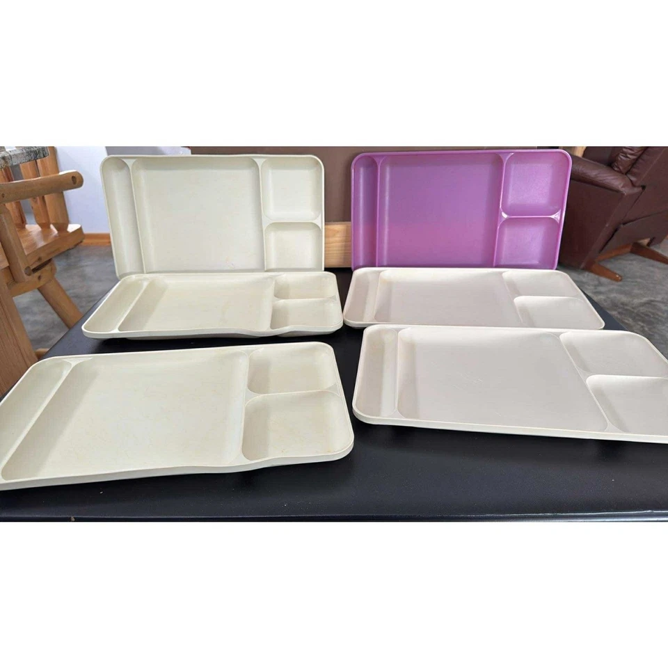 6 件老式特百惠白色和 1 件紫色分盘午餐野餐野营 — 第 1/4 张图片