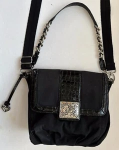 Borsa a tracolla BRIGHTON Croc in pelle verniciata e nylon catena e tracolla nera - Foto 1 di 17