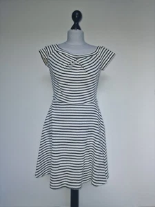 Kleid Atmosphäre beige mit blauen Streifen Marinelook - Bild 1 von 3