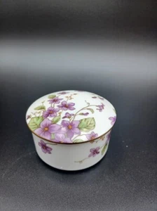 1991 Lefton China Porcelain Violets Round Trinket Ring Box Dish w/ Lid 00272 - Picture 1 of 3