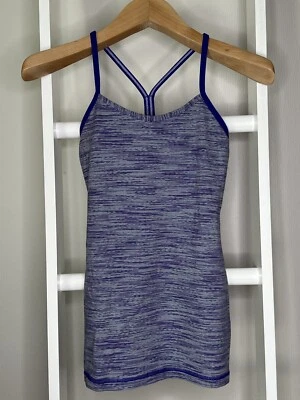 Camiseta sin mangas Lululemon para mujer 4 almohadillas extraíbles deportivas deportivas púrpura blanco Foto 1 de 4