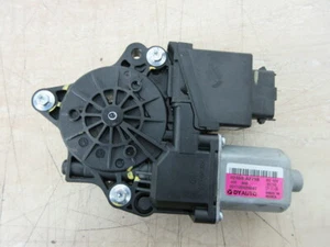 Kia Pro Ceed JD 2018 conductores fuera de juego puerta delantera derecha ventana motor - 3 puertas (OSF) - Imagen 1 de 6