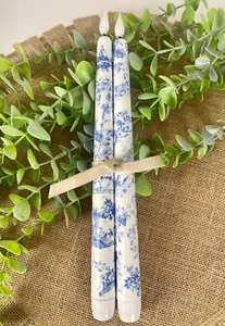 Toile Traditional Blue White Taper Candles Set of Two Battery Operated - Picture 1 of 7