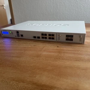 SOPHOS XGS 2100 Security Appliance + Xstream-Lizenzen + 10GbE SFP+ Modul - Afbeelding 1 van 11