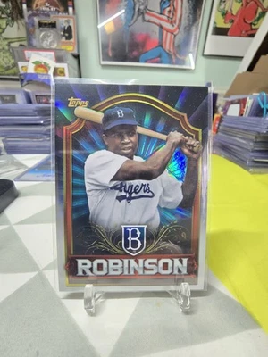 2011 Topps #MBC2 Jackie Robinson Value Box Chrome Refractor Brooklyn Dodgers  - Image 1 of 2