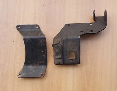 GMC V6 V 6 V-6 Motor Mount Brackets Without AC 305 351 Engine to Mount  - Image 1 of 2
