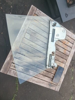 L Cristal ventana trasera 1/4 cuarto Ford Torino Cobra GT Fastback 68 FB 1968 izquierda.Bb Foto 1 de 4