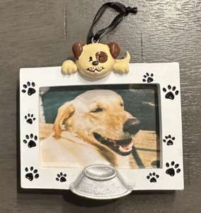 Hund Welpe Haustier Pfotenabdruck Bilderrahmen personalisierbar Ornament mit guckendem Hund - Bild 1 von 2