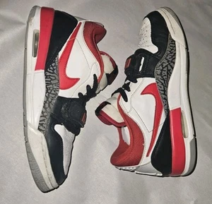 Nike Air Jordan Legacy 312 Low Fire Boys Youth Size 6 Black White Red Kidcore - Picture 1 of 5