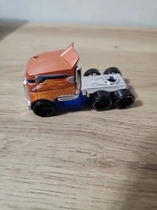 Hot Wheels 2013 Hauling Rig Rd Rally  - Picture 1 of 5