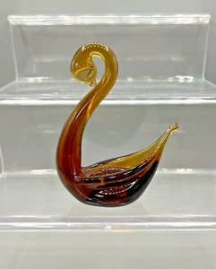 Pairpoint 34% Lead Crystal Amber Art Glass 3.25" Swan Figurine - Picture 1 of 13