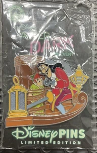 After Dark Peter Pan und Haken - Bild 1 von 1