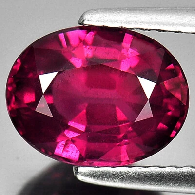 Purplish Pink Rhodolite Garnet 3.40 Ct. Oval Shape 9.6 x 7.4 Mm Natural Gemstone - Image 1 of 4