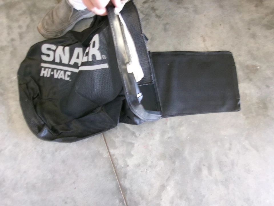 Bolsa de césped con puerta OEM SNAPPER HI-VAC 7075765YP 29963 Foto 1 de 1