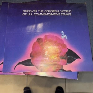 USPS STATE BIRDS & FLOWERS (50) 20 Cent Briefmarkenbogen 1981-1982 im Folder - Bild 1 von 3