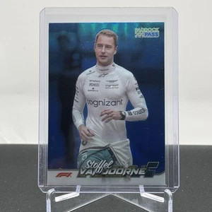 Stoffel Vandoorne 2024 Topps F1 Paddock Pass Blu Rifrattore Parallelo #21 - Foto 1 di 2
