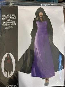 Neu mit Etikett Cape schwarz Samt mit Kapuze Unisex Halloween Kostüm Accessoire - Einheitsgröße - Bild 1 von 3