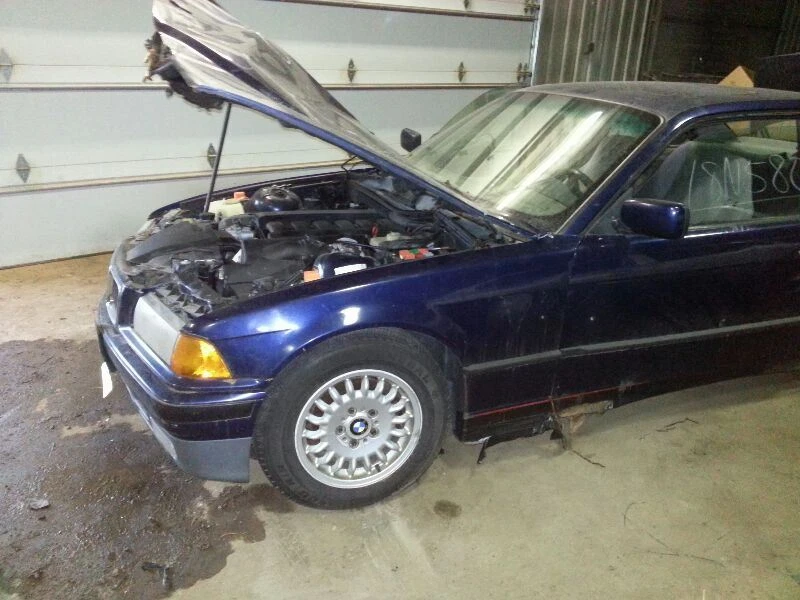 Cuerpo del acelerador con control de tracción compatible con 93-95 BMW 525i 1676631 Foto 1 de 4