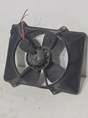 Porsche 924 2.0 NA / 924 Turbo used cooling radiator fan with surround 477121207 - Image 1 of 4