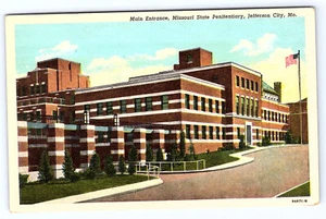 Main Entrance Missouri State penitentiary Jefferson City Postcard A935 - Picture 1 of 2