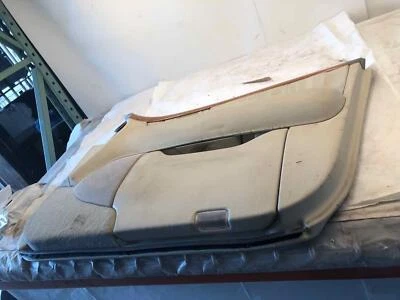 Panel de puerta delantera Lexus LS430 2001-2003 con manija de puerta e interruptor de ventana lado derecho Foto 1 de 4