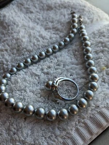 blue grey faux pearl strand with matching ring beautiful vintage set - Picture 1 of 5