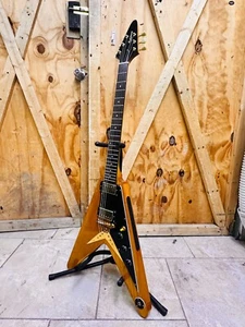 Epiphone by Gibson 1958 Korina Flying V w/Hard Case 2016 - Excellent Condition - Picture 1 of 23