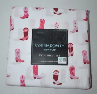 Juego de sábanas Cynthia Rowley rosa con patrón de botas de vaquera tamaño doble Foto 1 de 2