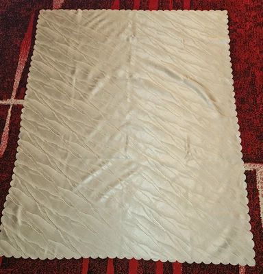 recteckige Tischdecke Gr. 170 x 110 goldfarben sehr gut - Bild 1 von 3