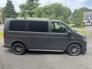 2018 Volkswagen Transporter Shuttle 2.0 9 Seater TDI Blue Motion Tech SE Euro 6 - Picture 1 of 8