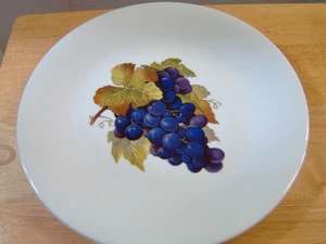 Spirito Porcelain 12 inch Platter w Bunch of Grapes - Picture 1 of 4