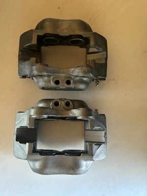 Remanufactured front brake Girling 4 piston Calipers fits Volvo 240 260 series - Image 1 of 4