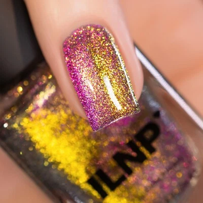 ILNP Unraveled - Gold to Magenta Magnetic Shimmer Nail Polish - Image 1 of 4