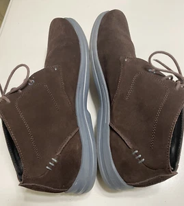 Aetrex Mens Size 11 Suede Chukka Boots. Lace Up. EUC - Picture 1 of 8